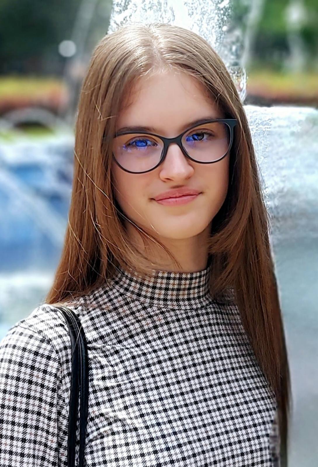Tiara Rožnjik 8b